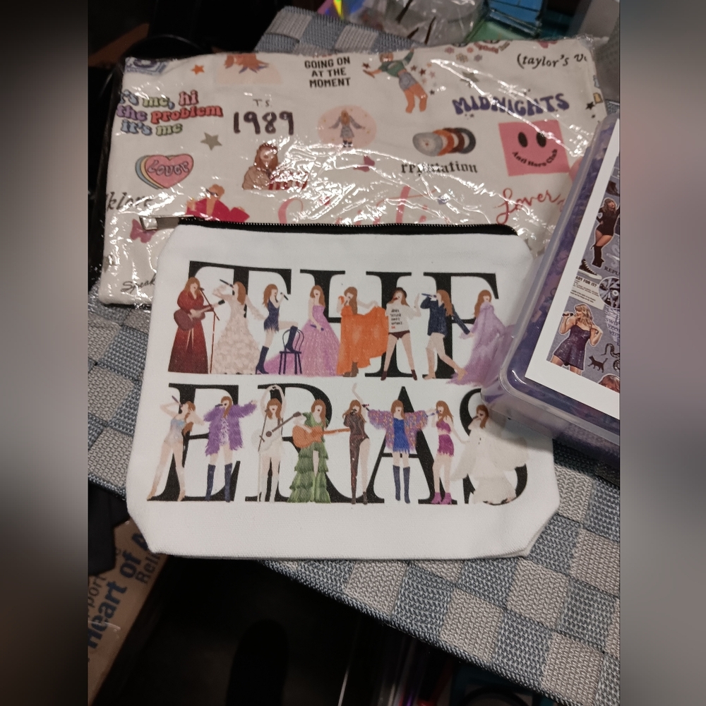 Trendy Taylor Swift Bundle Tote bag, Cosmetic bag, and Puzzle Teen Tween Gift